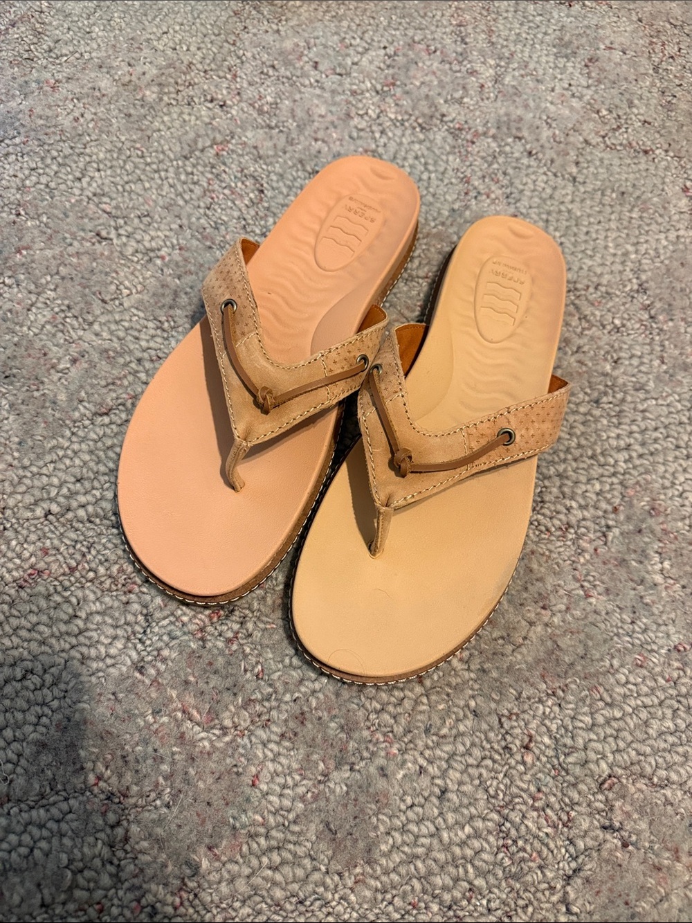 Sperry Women's Tan Leather Thong Sandals